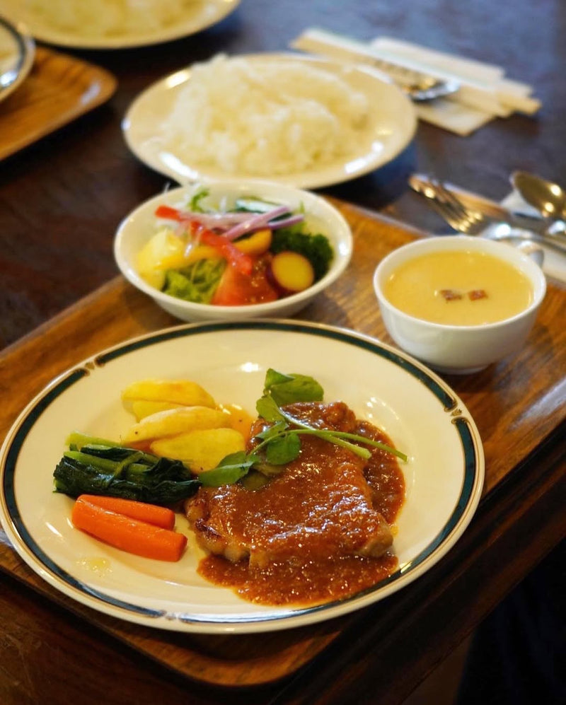 一皿ずつ味わう時間の心地よさ洋食〈ホーマー〉（小金井市・前原町）