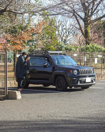 毎日にフィットする SUV。ジープ レネゲードがつくるコンフォートな暮らし（Jeep Renegade）