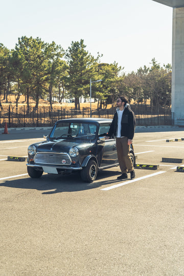 乗るほどに、手をかけるほどに愛着が増していく。ローバー MINI MAYFAIRが教えてくれる、“育てるクルマ”の楽しさ